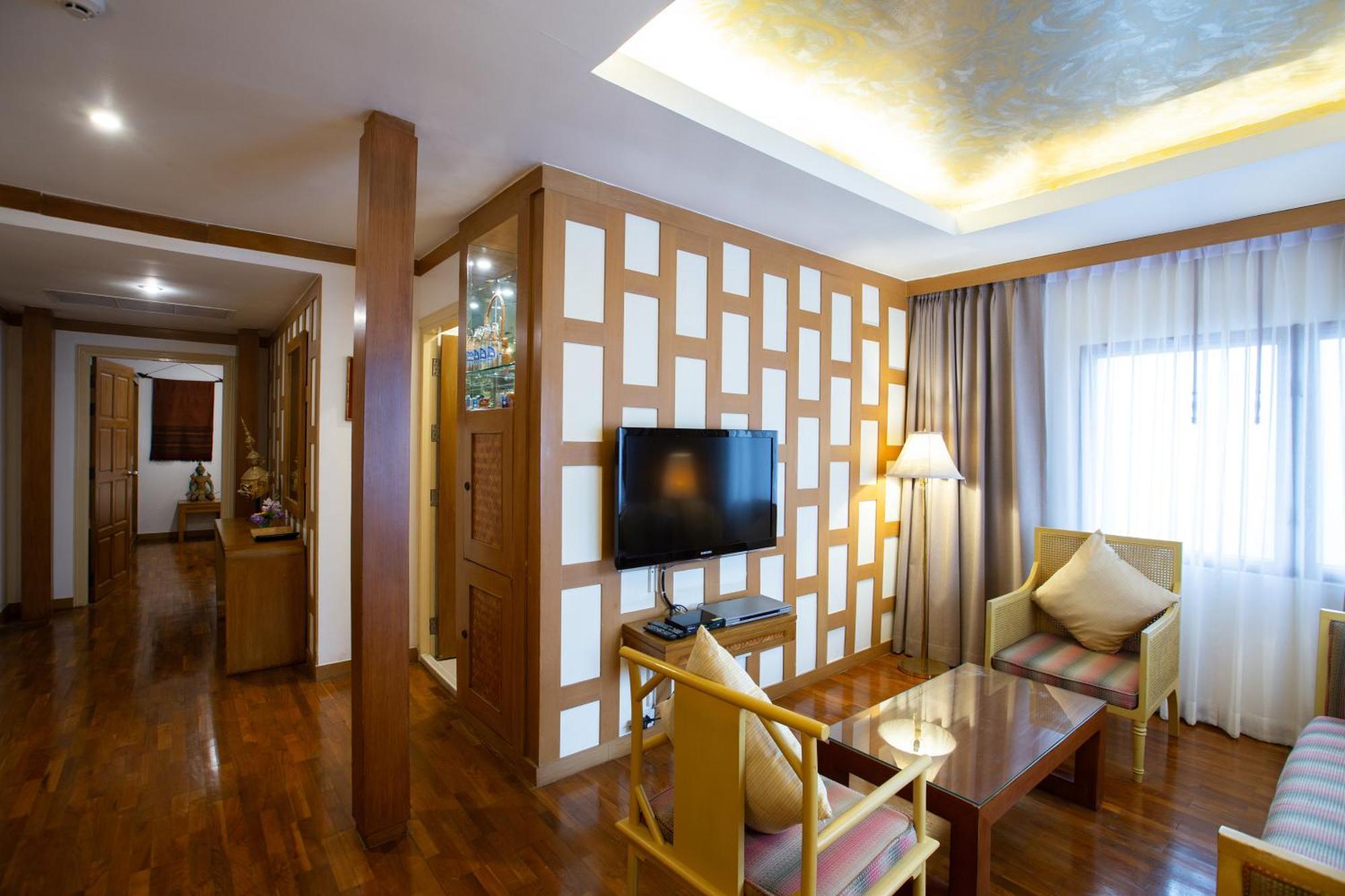The Tarntawan Hotel Surawong Bangkok Exteriör bild