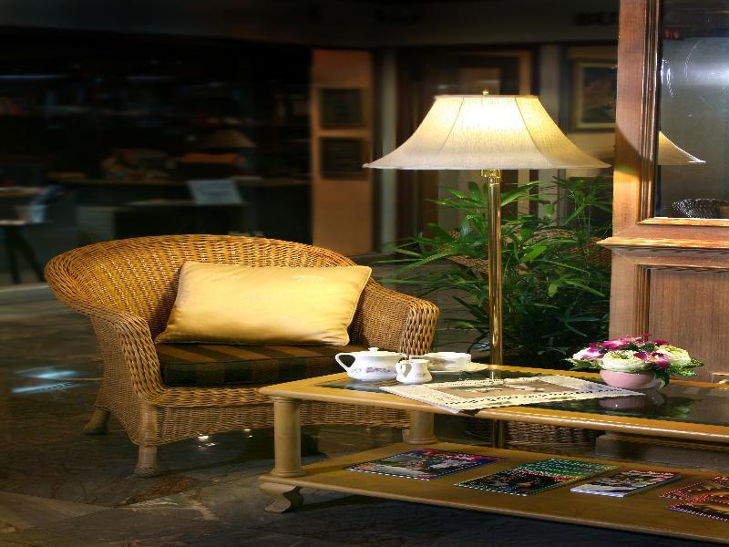 The Tarntawan Hotel Surawong Bangkok Exteriör bild