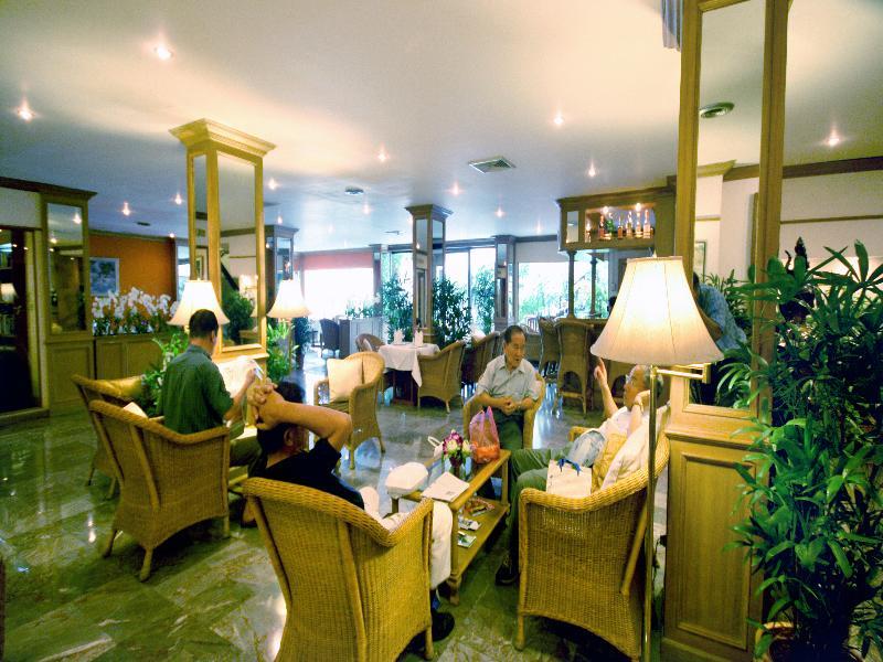 The Tarntawan Hotel Surawong Bangkok Exteriör bild