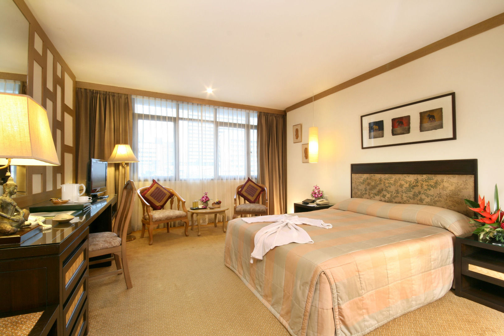 The Tarntawan Hotel Surawong Bangkok Rum bild