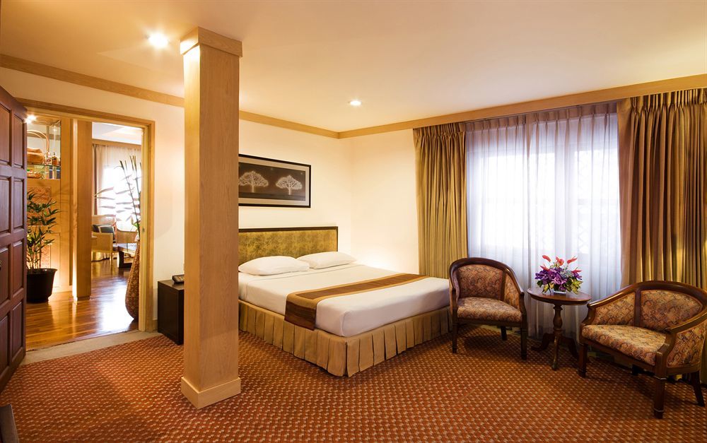 The Tarntawan Hotel Surawong Bangkok Exteriör bild